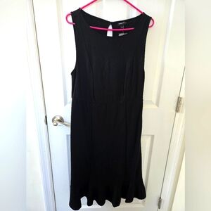 Torrid Black Pointe Dress Plus Size 1X NWT Sz 1